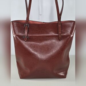 Like New Classic Brown Genuine Cow Leather Shoulder Tote - Women's Shoulder Bag